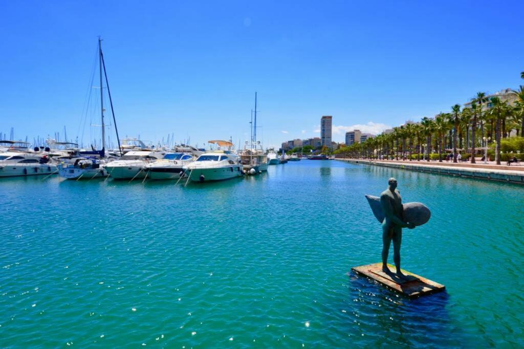 Penthouse In Old City Center By Nras Apartment Alicante Luaran gambar
